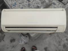 Mitsubishi Mr Slim 1.5 TON AC