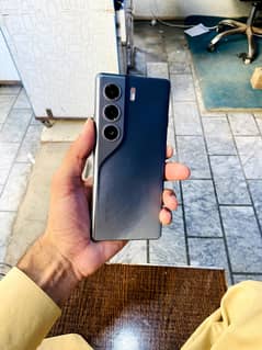 Tecno camon 40 pro