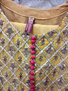 3 piece party wear dress 10/10 condition urgent sale