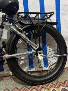 Bilkul new cycle hai ek br bhe use ni hui 10/10 condition