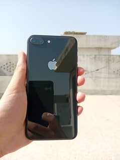 iPhone 8 Plus