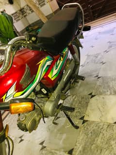 I want to sale my Honda 70cc in lush condition.