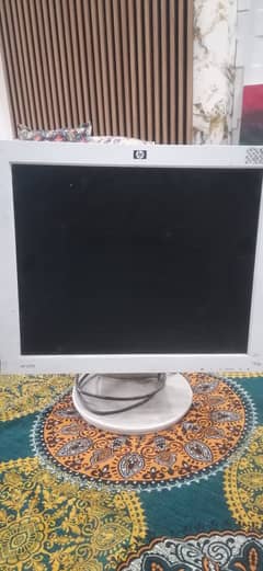 "HP L1735 17-Inch LCD Monitor | Clean Display | Budget Friendly"