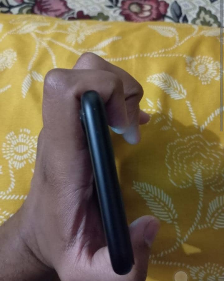 IPHONE XR NON PTA JV Ex possible. 2