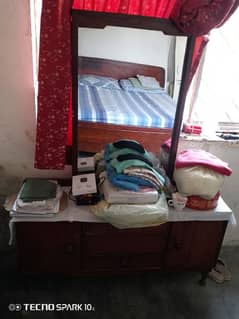 dressing table
