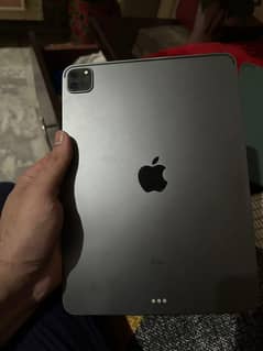 Apple iPad Pro M1 Chip good condition