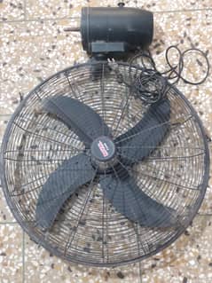 Heavy copper bracket Fan only one month used