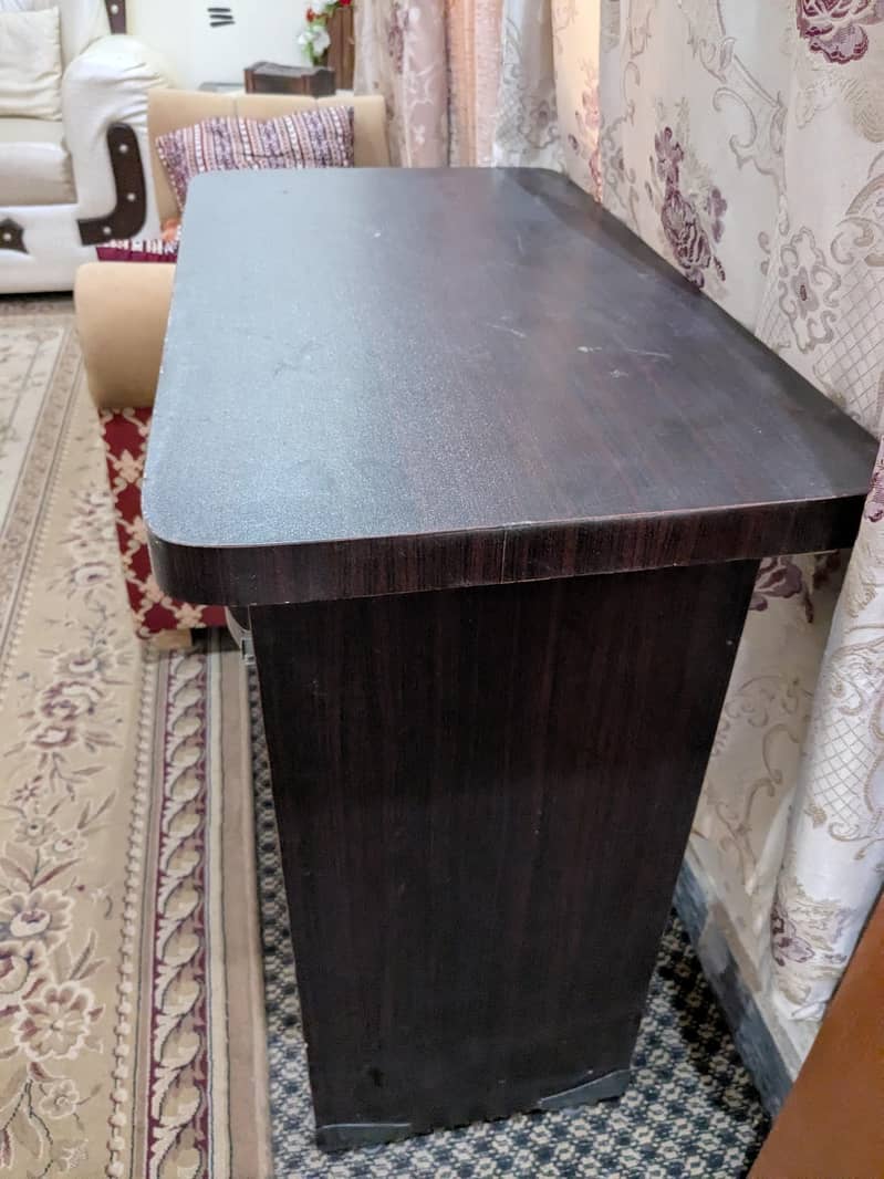 Old Design Computer table. 1