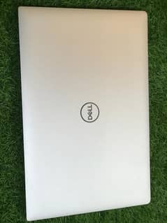 Dell 9560 xps with 4gb grfic navida or 4k resolution touch
