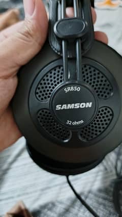 studio monitoring Samson SR850 headphone