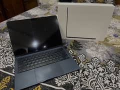 MACBOOK AIR M2 8/256 (Complete Box)
