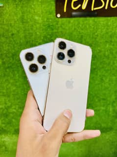 i phone 13 Pro 100% Water Pack box pulled