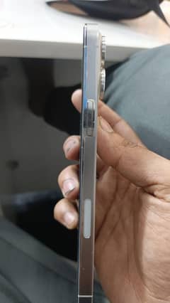 i phone 13 pro max jv
