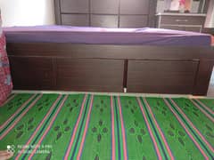 double bed for sale 6 ft × 6.5 ft