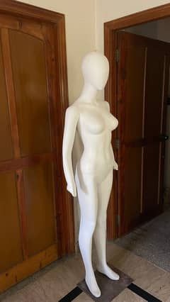 Standing Mannequin