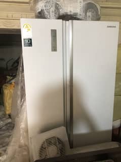 Zippel Food Showcases Samsung refrigerator
