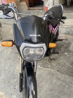 Honda Cd Dream 70cc 2022 6 month