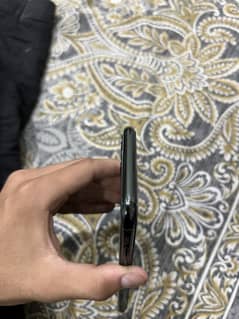 Iphone 11 pro max Green colour