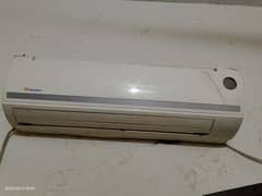 AC Split 1.5 Ton Dawlance for sale 100% ok