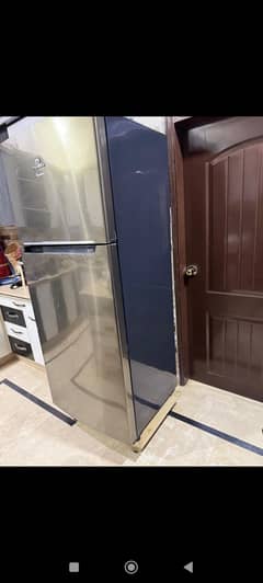 Dawlance Fridge (Big 20 Cubic Square feet) in Good Condition