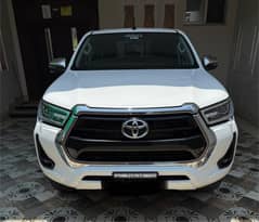 Toyota Hilux Revo V 2022