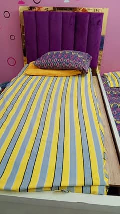 I want to sell my beautiful new bed short time use