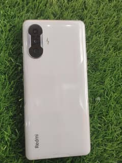 *Xiaomi Redmi K40 Gaming*