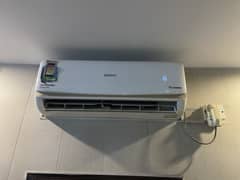 Orient 1 Ton Ultran E Comfort Gold Fin DC inverter