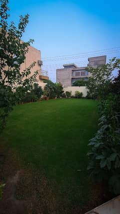 10 Marla Prime Location Plot For Sale Near Park Near Masjid Available At Investor Price
