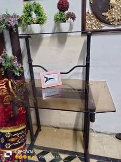 selling table