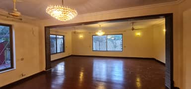 F-8: 1200 Yards Corner House, Double Unit, Basement, 8 Bedrooms, 2 Kitchens, Huge Drawing/Dining, 3 Huge TV Lounges, 2 Servant Quarters, 8-Car Parking, 15 Lakh. {Please review the description first. }
