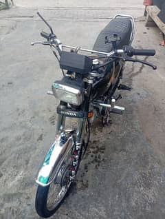bike ke original tanki tape Nahin hai