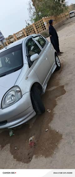 TOYOTA VITZ 2002 MODEL