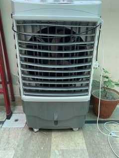 12 voult or bijli wala Cooler achai boady ka 03025026250
