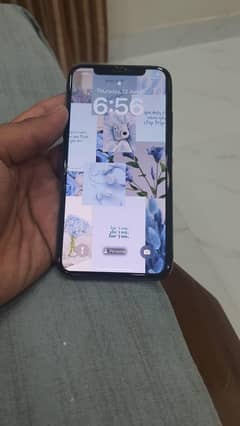 Selling Iphone X