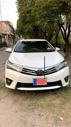 Toyota gLi 2016
