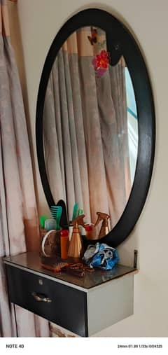 wall mirror and dressing purchased by habbit