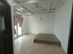 5 Marla Upper Portion (Lower Portion Lock) For Rent And Green City Society sirf bachelor ke liye
