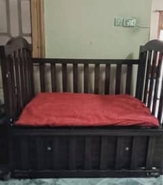 baby cot