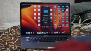 Macbook Pro 2017 for Sale II 15inch II i7 II 16GB RAM II 500GB SSD