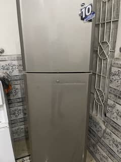 PEL refrigerator medium size in good condition
