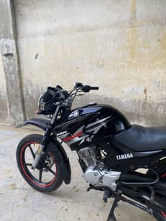 Yamaha ybr g