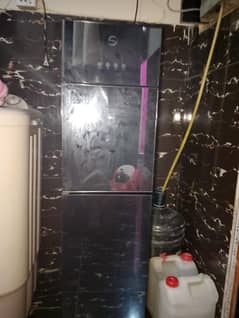 water dispensar