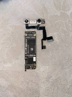 Iphone 11 Board ( icloud Locked )