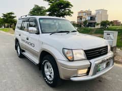 Toyota Land Cruiser Parado 1998 Model in Mint Condition