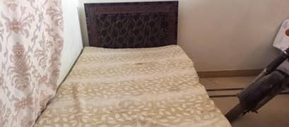 bed brown color