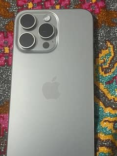 Iphone 15 pro max Natural colour