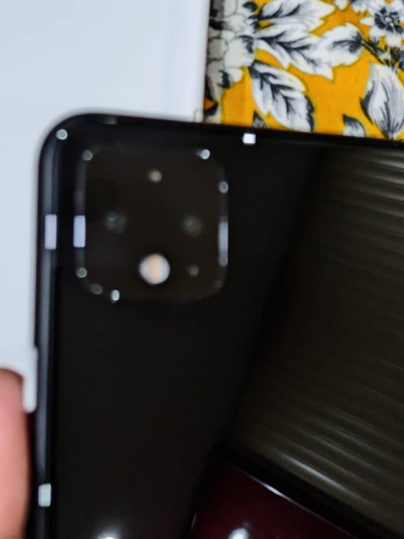 Google pixel 4xl 10/10 scratchless . Urgent sale 2
