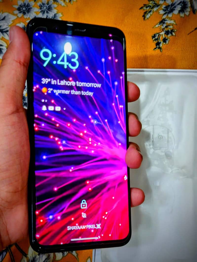 Google pixel 4xl 10/10 scratchless . Urgent sale 5
