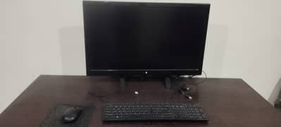 2 Hp computers with 18 inches monitor and brand new